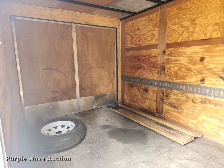 image for item OK9606 2015 Sure Trac  enclosed cargo trailer