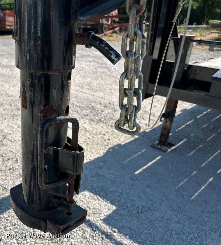 image for item OK9609 2014 Diamond C Ranger Series  equipment trailer