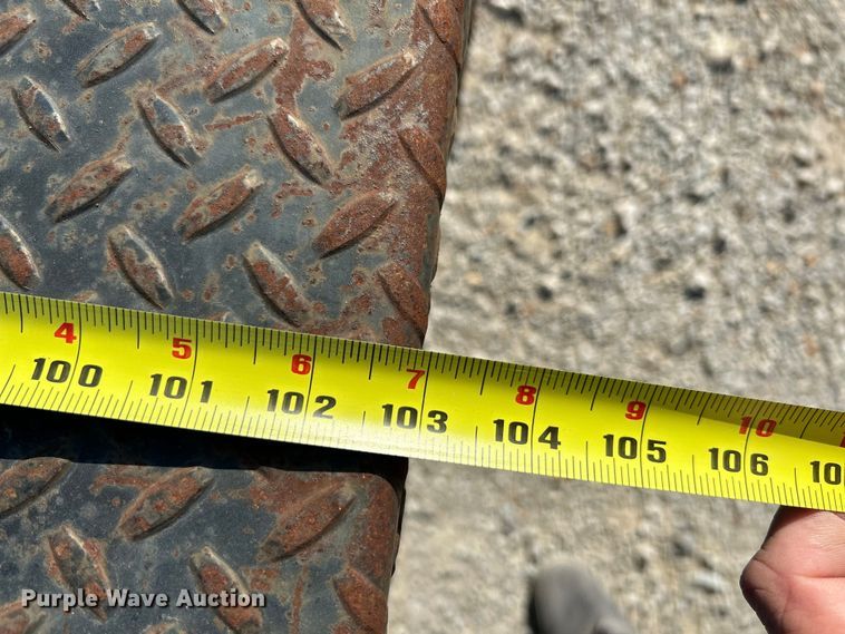 image for item OK9609 2014 Diamond C Ranger Series  equipment trailer