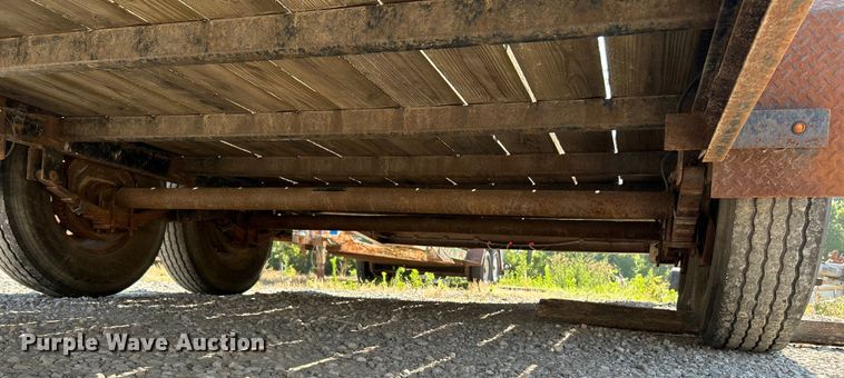 image for item OK9609 2014 Diamond C Ranger Series  equipment trailer