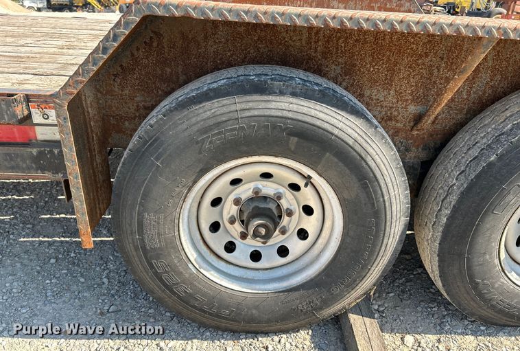 image for item OK9609 2014 Diamond C Ranger Series  equipment trailer