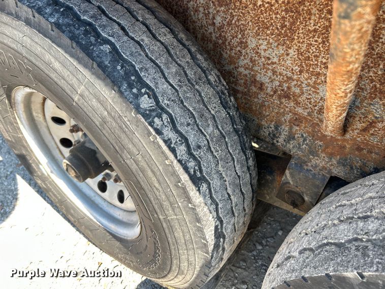 image for item OK9609 2014 Diamond C Ranger Series  equipment trailer