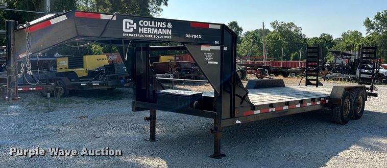 image for item OK9610 2014 Roadclipper  equipment trailer