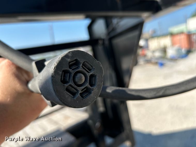 image for item OK9610 2014 Roadclipper  equipment trailer