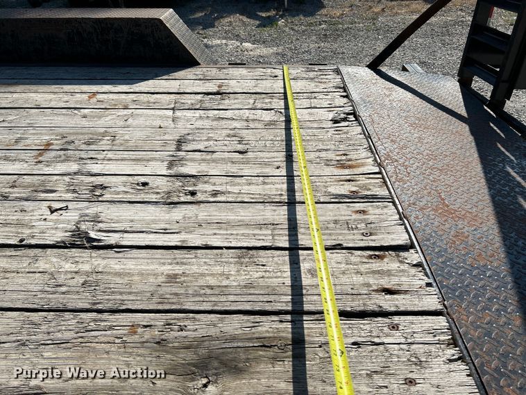 image for item OK9610 2014 Roadclipper  equipment trailer