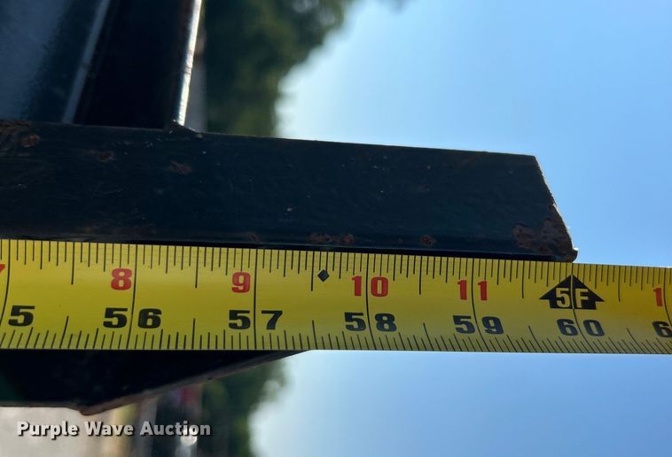 image for item OK9610 2014 Roadclipper  equipment trailer