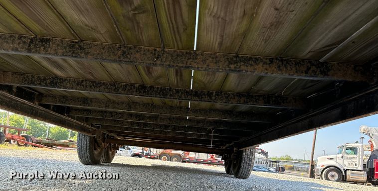 image for item OK9610 2014 Roadclipper  equipment trailer