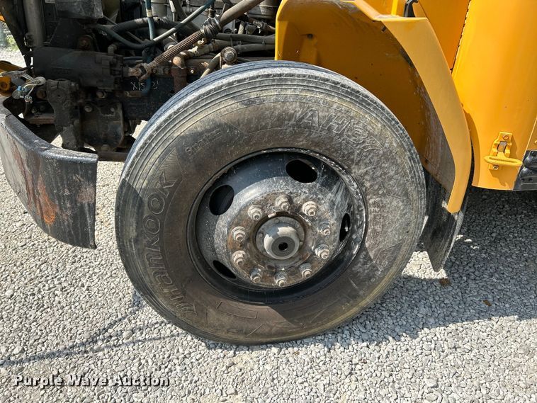 image for item OK9635 2007 Freightliner FS65  school bus