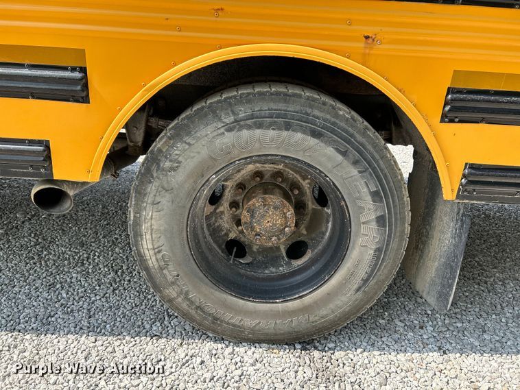 image for item OK9635 2007 Freightliner FS65  school bus