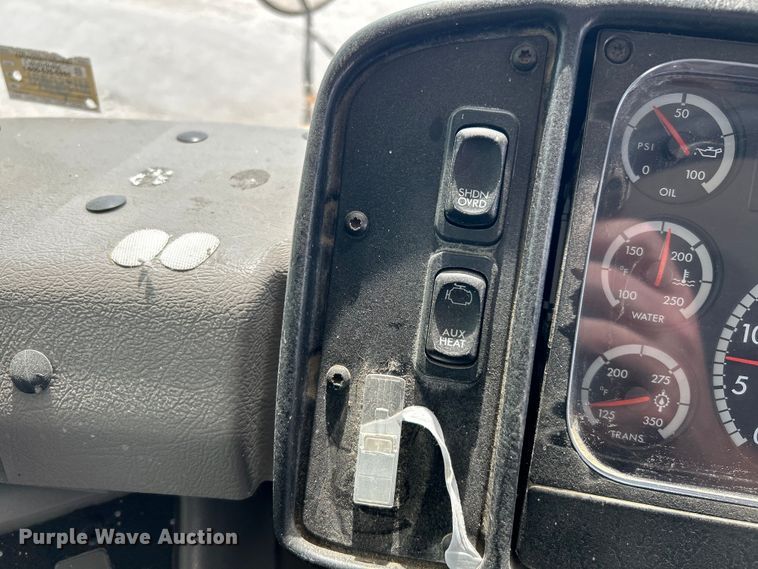 image for item OK9636 2007 Freightliner FS65  school bus