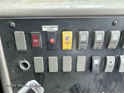 image for item OK9636 2007 Freightliner FS65  school bus