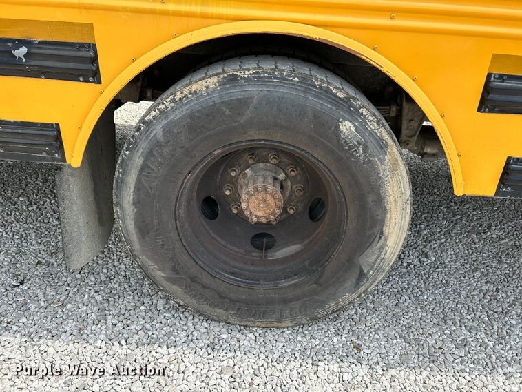 image for item OK9636 2007 Freightliner FS65  school bus