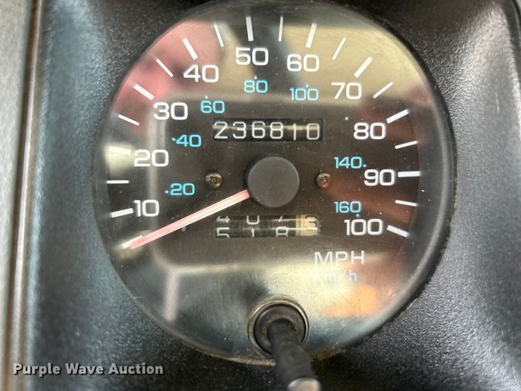 image for item OK9639 1994 Jeep Wrangler  SUV