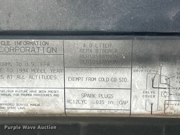 image for item OK9639 1994 Jeep Wrangler  SUV