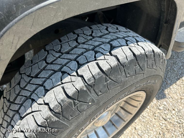 image for item OK9639 1994 Jeep Wrangler  SUV