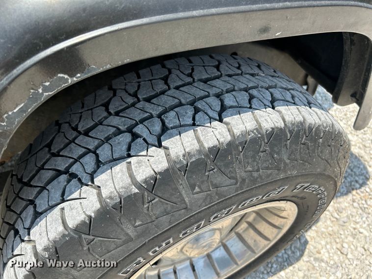 image for item OK9639 1994 Jeep Wrangler  SUV