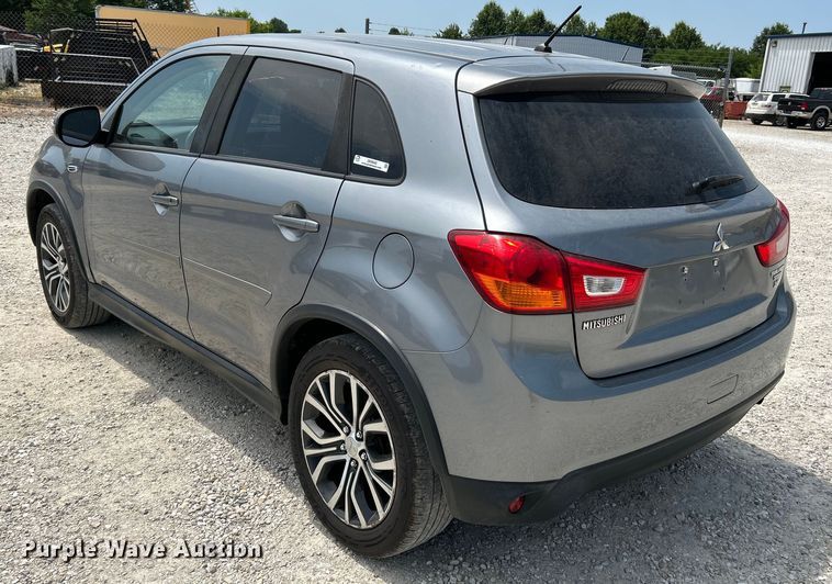 image for item OK9640 2016 Mitsubishi Outlander Sport  SUV