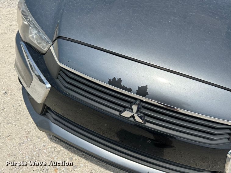 image for item OK9640 2016 Mitsubishi Outlander Sport  SUV