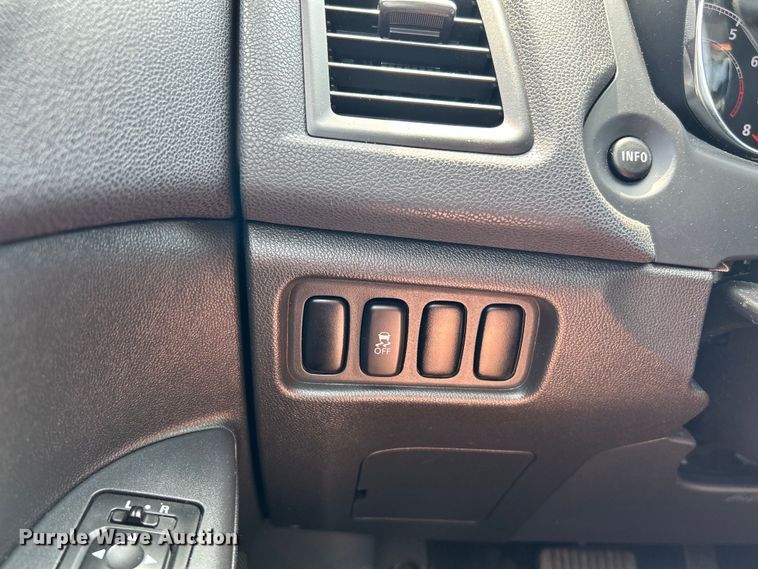 image for item OK9640 2016 Mitsubishi Outlander Sport  SUV