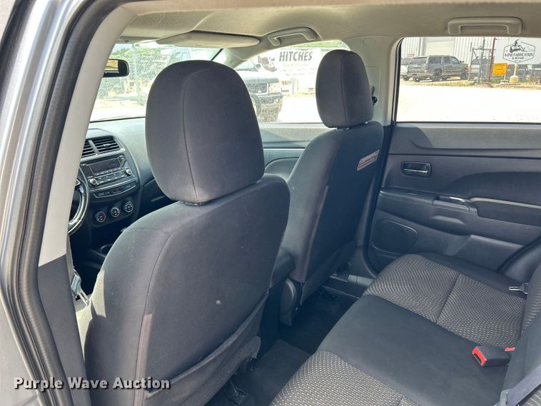 image for item OK9640 2016 Mitsubishi Outlander Sport  SUV