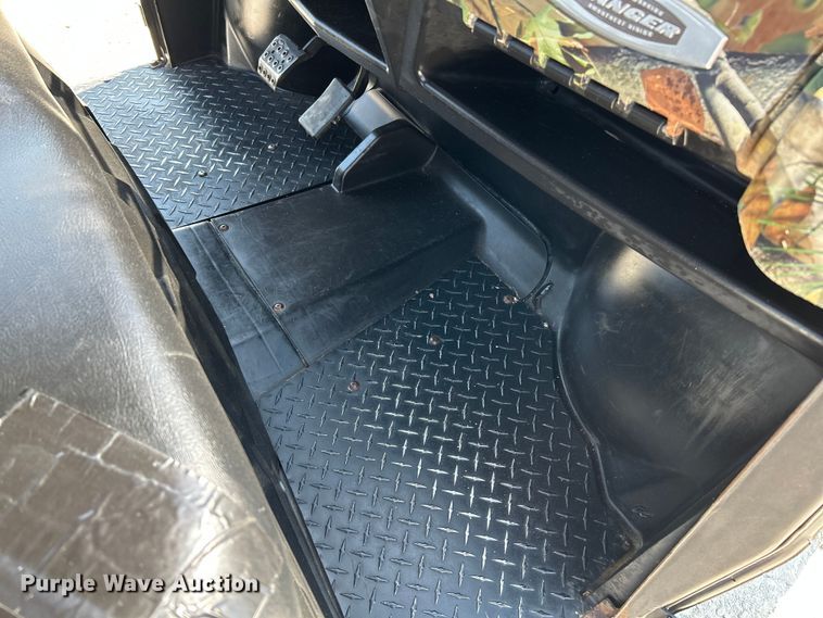 image for item OK9645 2011 Polaris Ranger Crew 800  utility vehicle