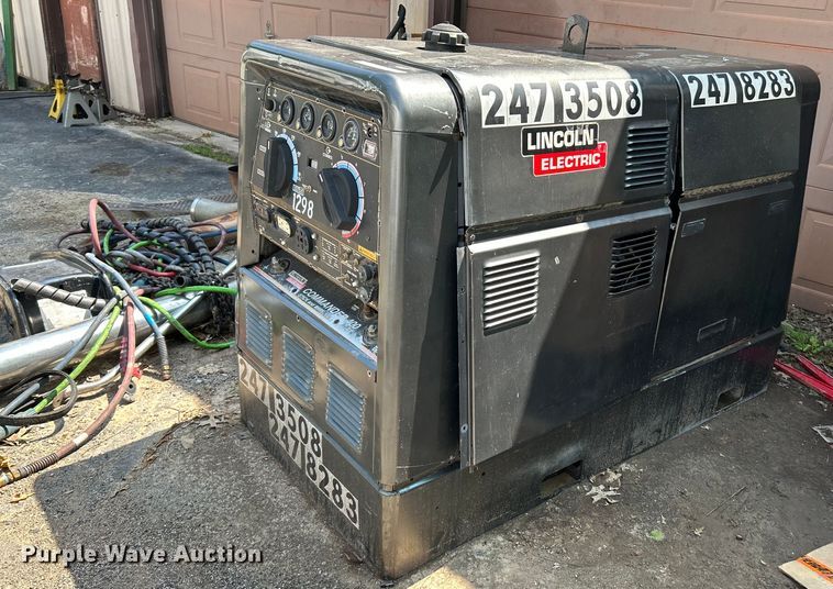 image for item OK9647 Lincoln Electric Commander 400  welder/generator