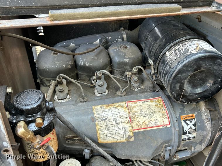 image for item OK9647 Lincoln Electric Commander 400  welder/generator