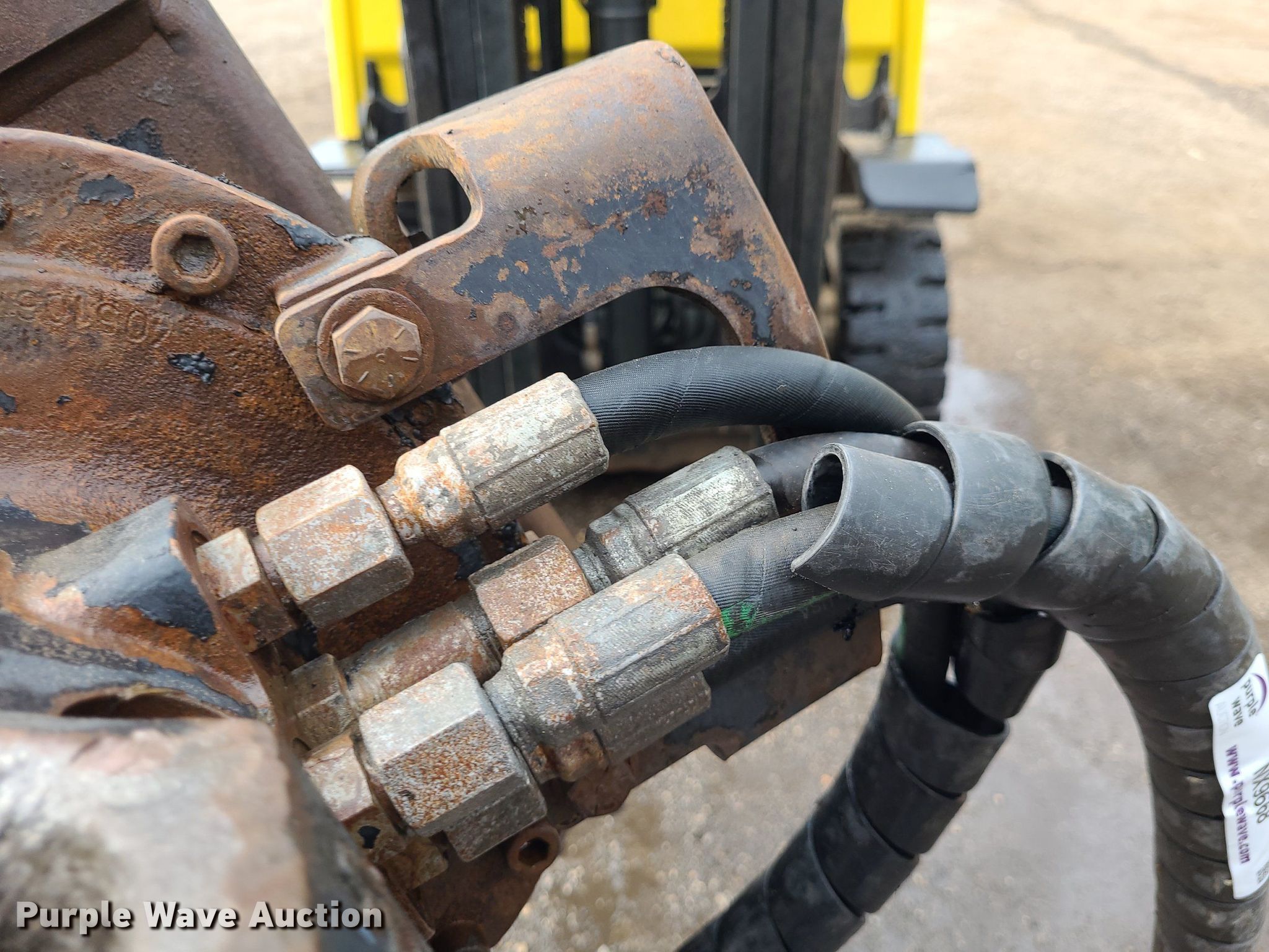 Rotobec 4642-B-CA2SP2-F5-A log grapple in Lawrence, KS | Item NX9668 ...