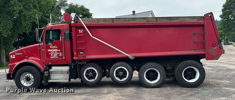 image for item AF9633 1996 Kenworth T800  dump truck