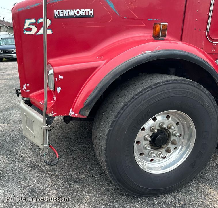 image for item AF9633 1996 Kenworth T800  dump truck