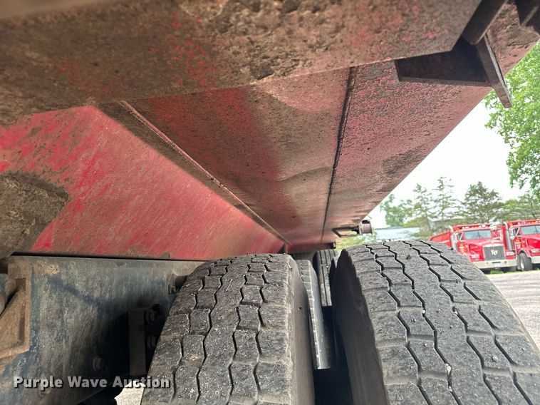 image for item AF9633 1996 Kenworth T800  dump truck