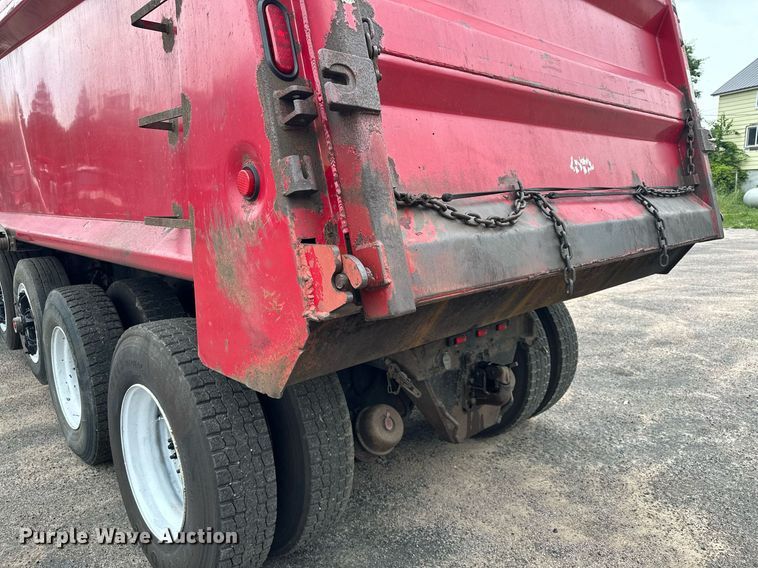 image for item AF9633 1996 Kenworth T800  dump truck