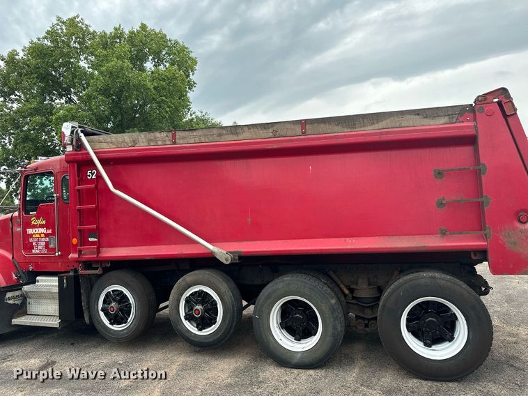 image for item AF9633 1996 Kenworth T800  dump truck