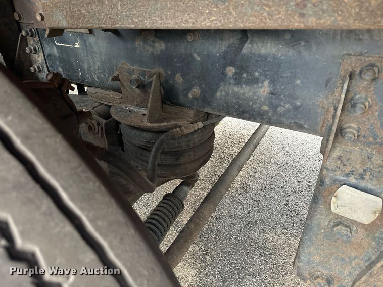 image for item AF9633 1996 Kenworth T800  dump truck