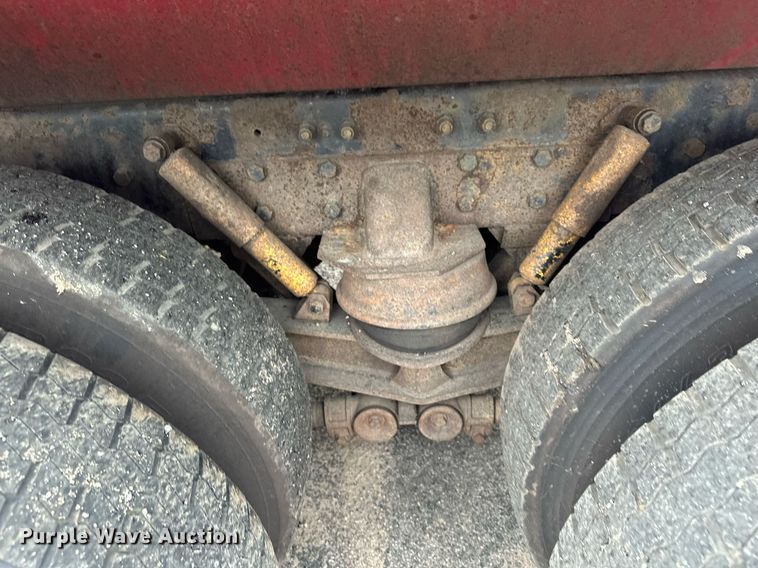 image for item AF9633 1996 Kenworth T800  dump truck