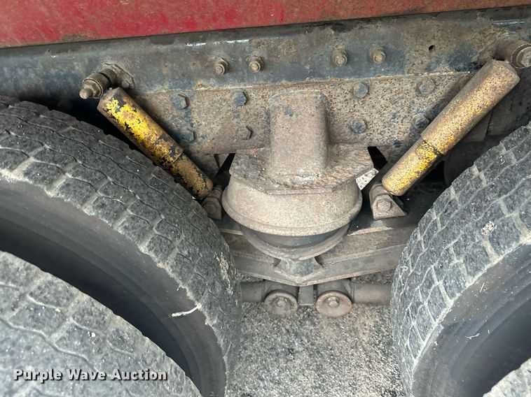 image for item AF9633 1996 Kenworth T800  dump truck