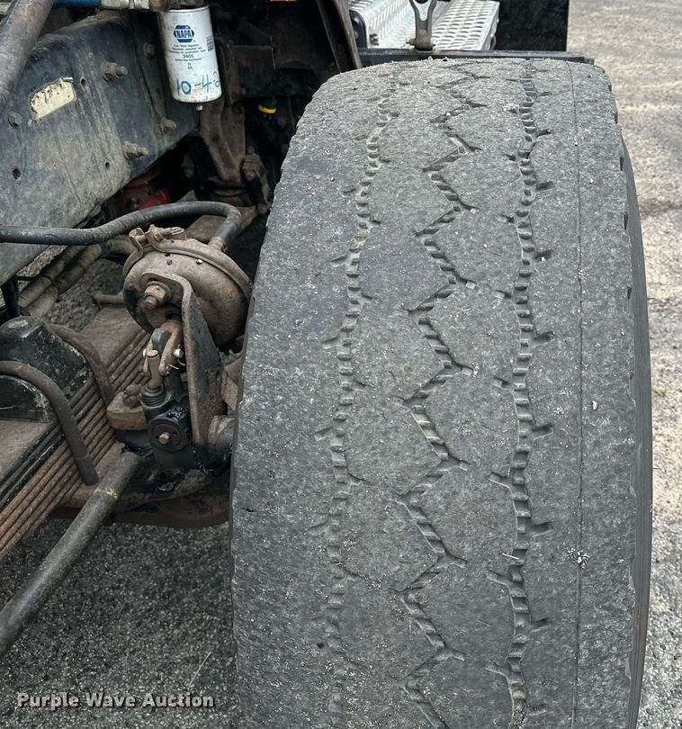 image for item AF9633 1996 Kenworth T800  dump truck