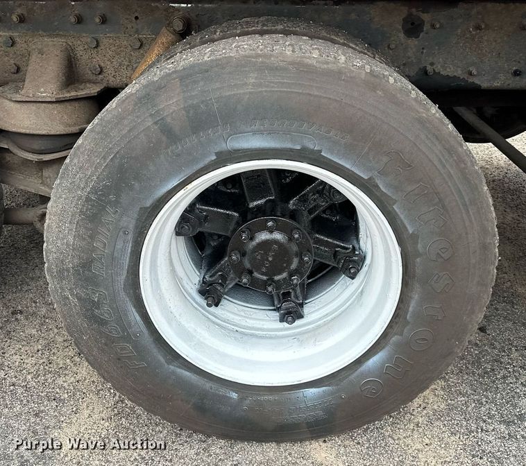 image for item AF9633 1996 Kenworth T800  dump truck