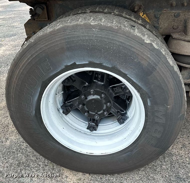 image for item AF9633 1996 Kenworth T800  dump truck