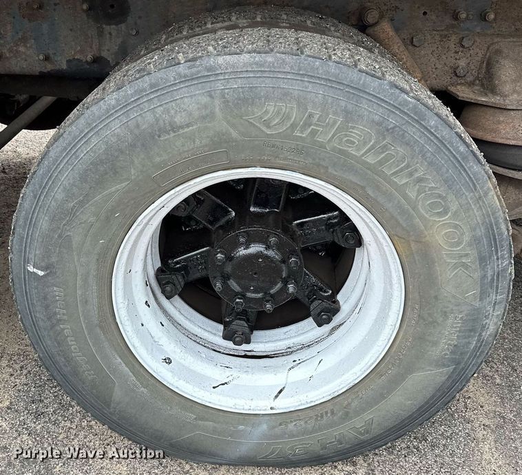 image for item AF9633 1996 Kenworth T800  dump truck