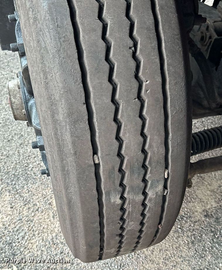 image for item AF9633 1996 Kenworth T800  dump truck