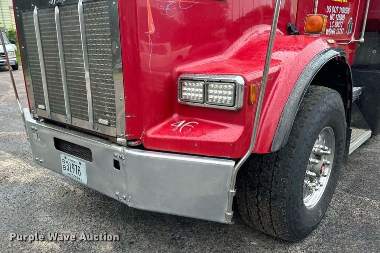 image for item AF9634 1994 Kenworth T800  dump truck