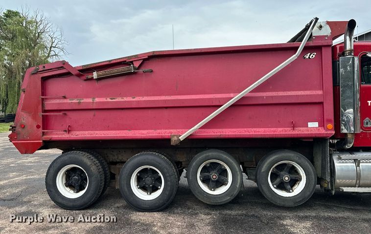 image for item AF9634 1994 Kenworth T800  dump truck