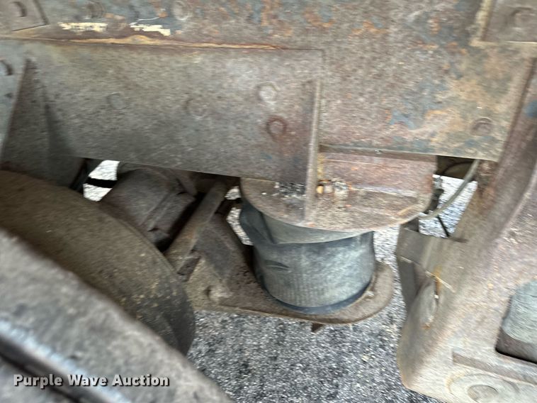 image for item AF9634 1994 Kenworth T800  dump truck