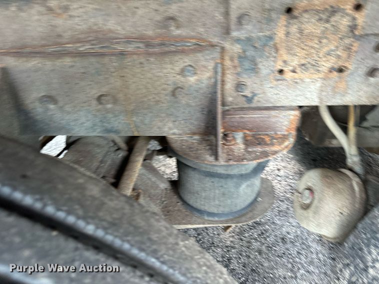 image for item AF9634 1994 Kenworth T800  dump truck