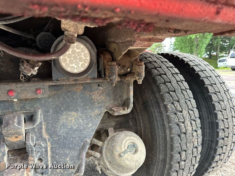 image for item AF9634 1994 Kenworth T800  dump truck