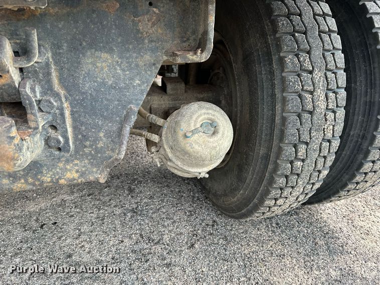 image for item AF9634 1994 Kenworth T800  dump truck