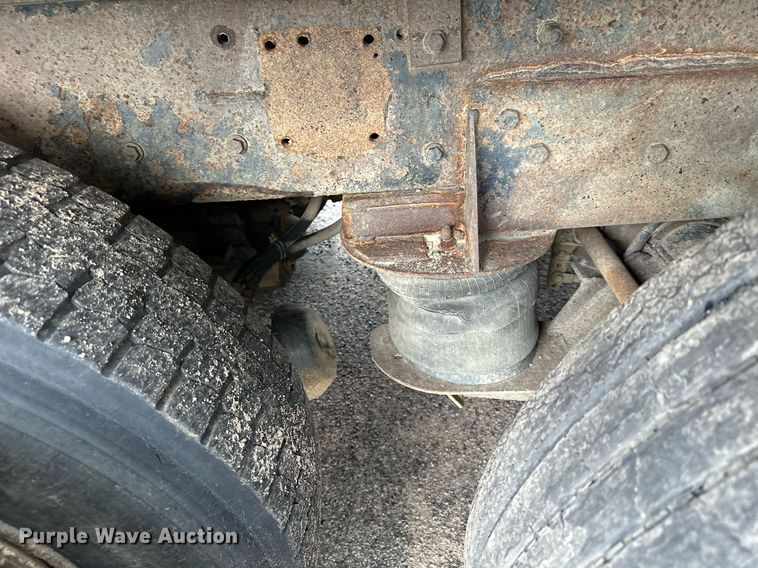 image for item AF9634 1994 Kenworth T800  dump truck