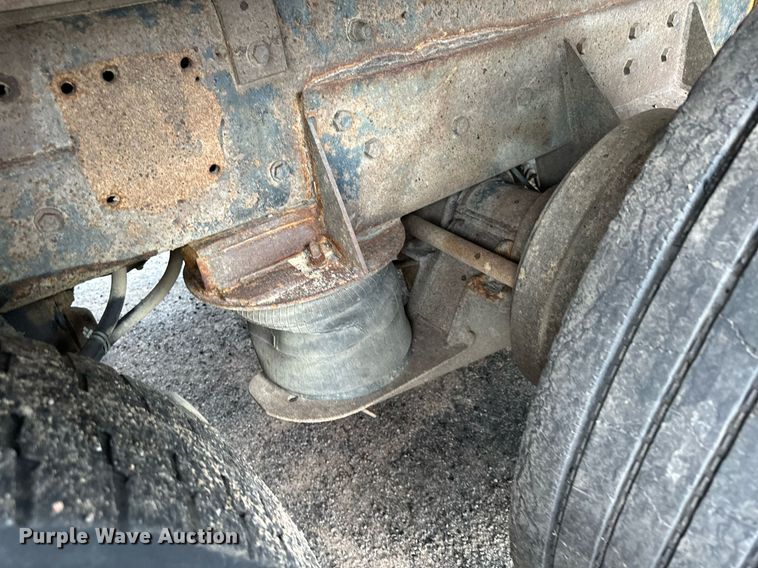 image for item AF9634 1994 Kenworth T800  dump truck