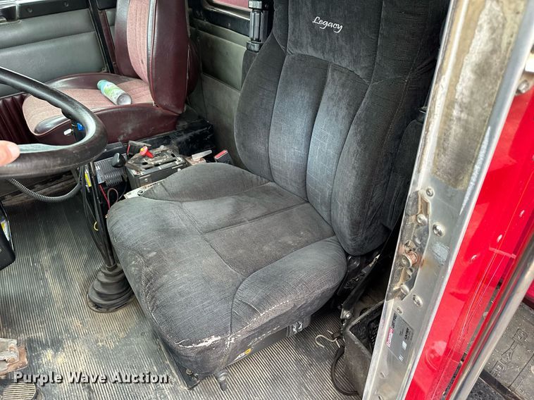 image for item AF9634 1994 Kenworth T800  dump truck